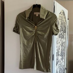 Michael Kors Olive green tip with gold zipper